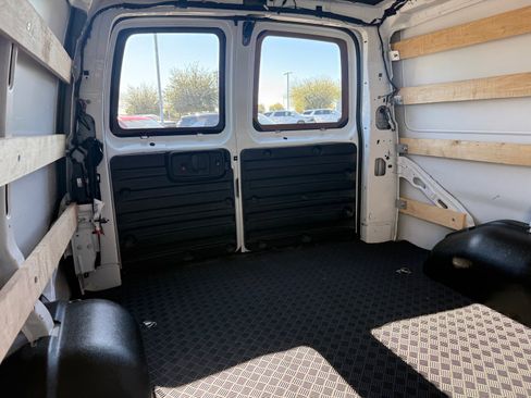 Used 2024 Chevrolet Express 2500 w/ Driver Convenience Package image 25