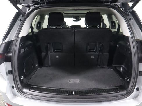 Used 2024 Jeep Grand Cherokee L Limited image 29