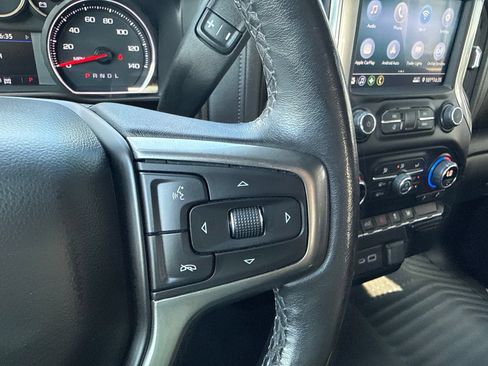 Used 2021 Chevrolet Silverado 1500 LT AWD/4WD image 32