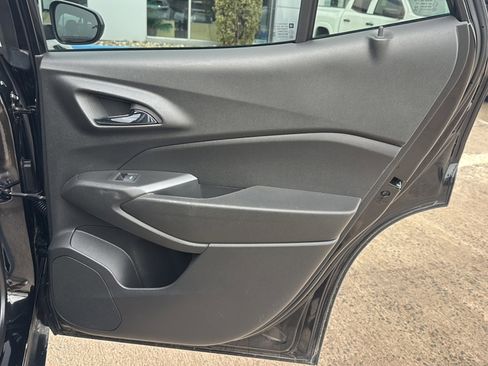 Used 2024 Chevrolet Trax RS image 18