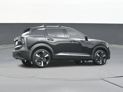 Used 2026 Nissan Kicks SR w/ SR Premium Package FWD image 48