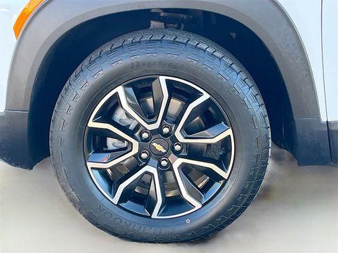 Used 2023 Chevrolet TrailBlazer ACTIV image 29