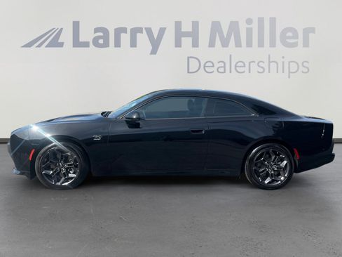 New 2025 Dodge Charger Daytona R/T w/ Quick Order Package 25M R/T AWD/4WD image 2