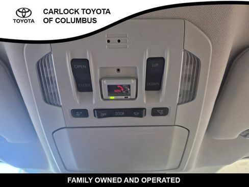 Used 2023 Toyota Highlander XLE FWD image 29
