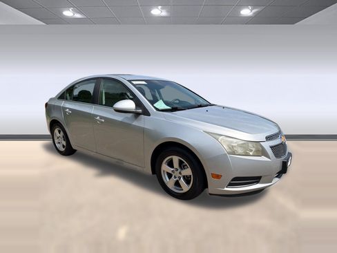 Used 2011 Chevrolet Cruze LT FWD image 7