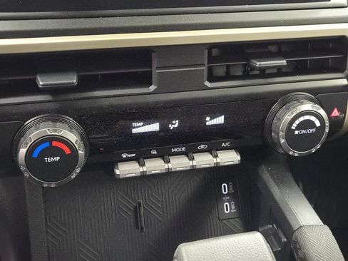 Used 2025 Toyota Tacoma SR image 20