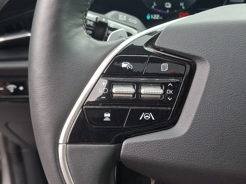 Used 2023 Kia Niro Wave w/ Wave Preserve Package FWD image 23