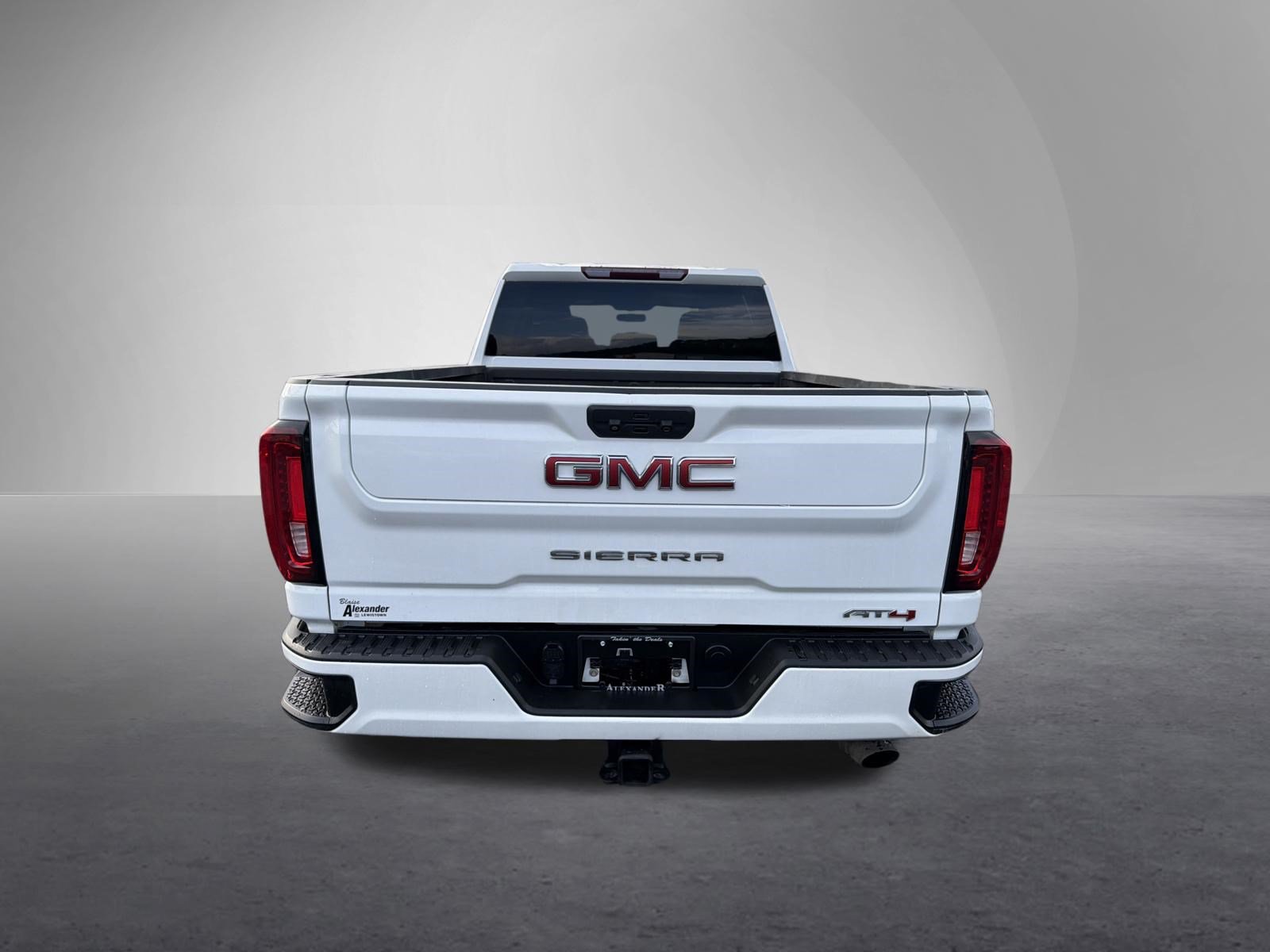 Used 2022 GMC Sierra 2500 AT4 AWD/4WD image 4