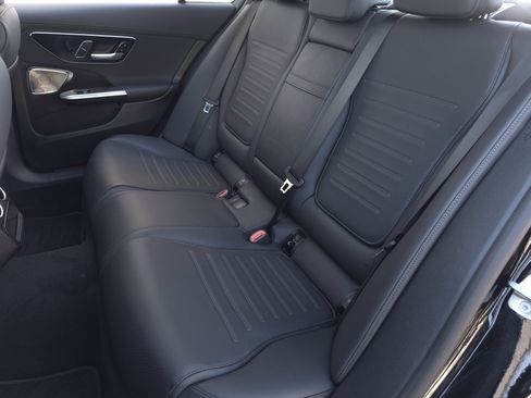 Used 2024 Mercedes-Benz C 300 Sedan image 37