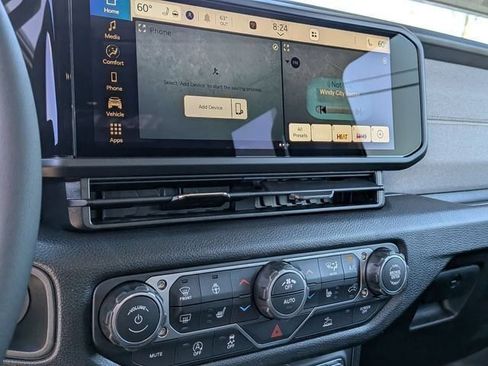 New 2026 Jeep Gladiator Sport AWD/4WD image 24