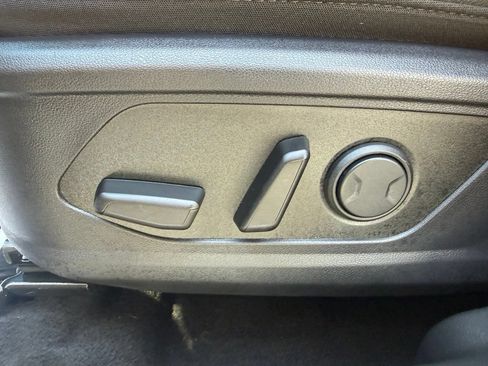 Used 2025 Hyundai Tucson SEL AWD/4WD image 19