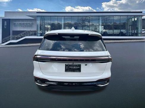 New 2026 Lincoln Nautilus Premier w/ Equipment Group 102A AWD/4WD image 7