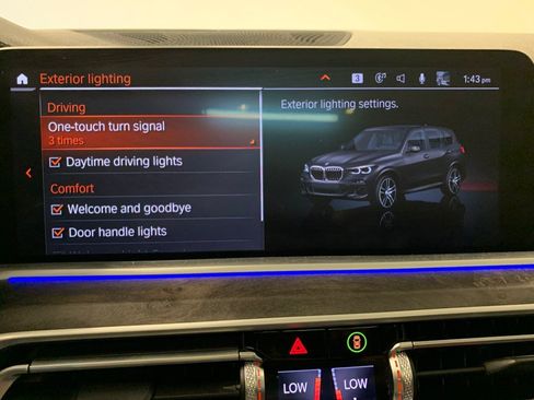 Used 2021 BMW X5 M50i w/ Executive Package AWD/4WD image 39