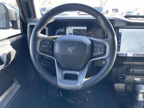 Used 2021 Ford Bronco First Edition image 9