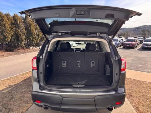 Used 2019 Subaru Ascent Limited image 18