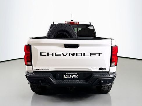 Used 2024 Chevrolet Colorado ZR2 w/ ZR2 Bison Edition image 6