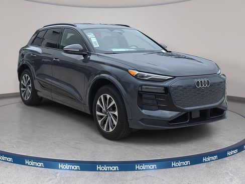 New 2027 Audi Q6 e-tron Premium AWD/4WD image 3