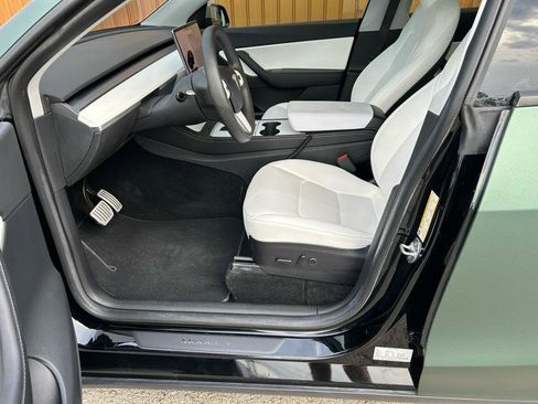 Used 2021 Tesla Model Y Performance AWD/4WD image 16