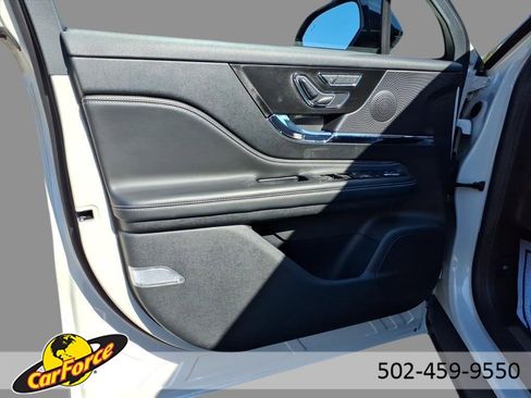 Used 2024 Lincoln Corsair Reserve w/ Jet Appearance Package image 18