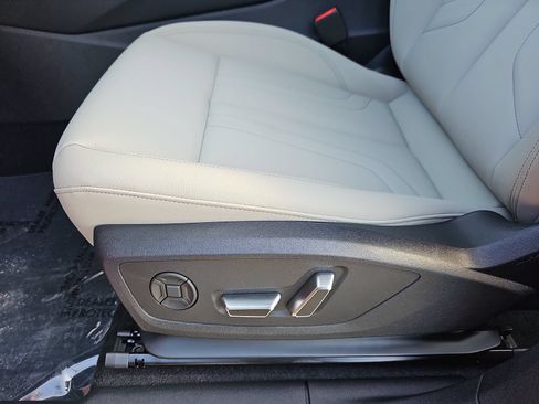 New 2026 Audi Q3 quattro 2.0T AWD/4WD image 31