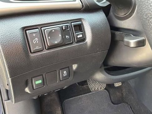 Used 2019 Nissan Sentra SV FWD image 10