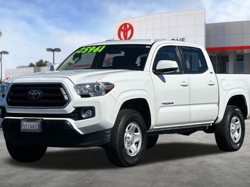 Used 2020 Toyota Tacoma SR5 image 9