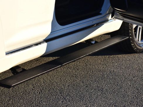 Used 2019 Toyota 4Runner Limited AWD 4dr SUV image 15