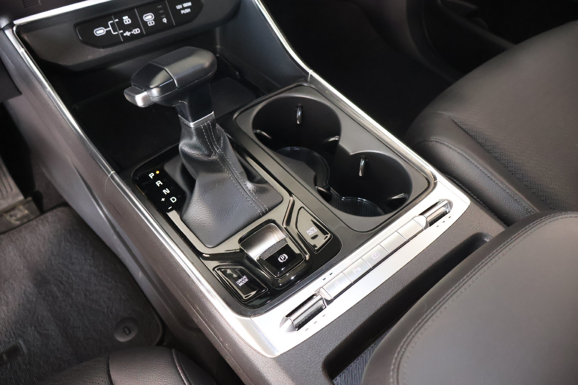 Used 2026 Kia Carnival SX Prestige FWD image 9