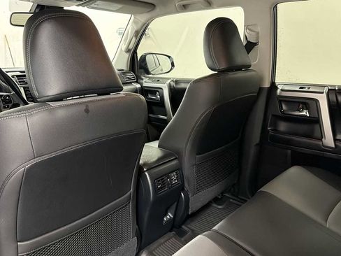 Certified 2020 Toyota 4Runner SR5 Premium image 25