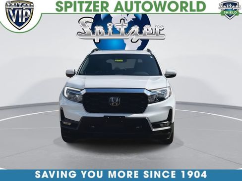 Used 2024 Honda Passport EX-L image 3