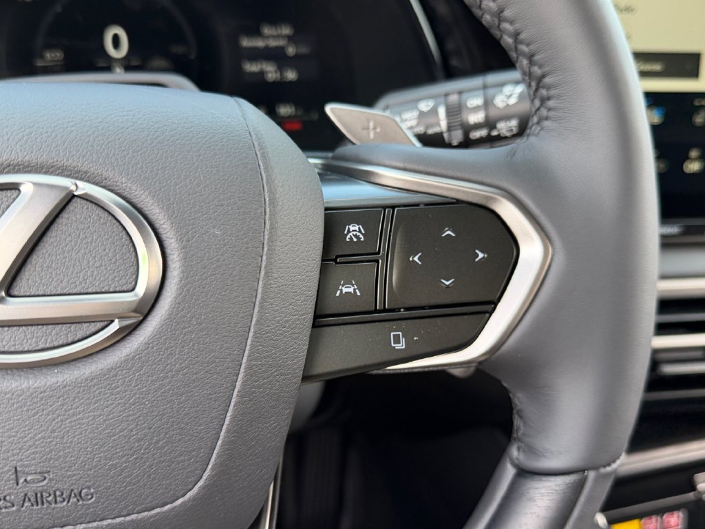 New 2026 Lexus RX 350h AWD/4WD image 15