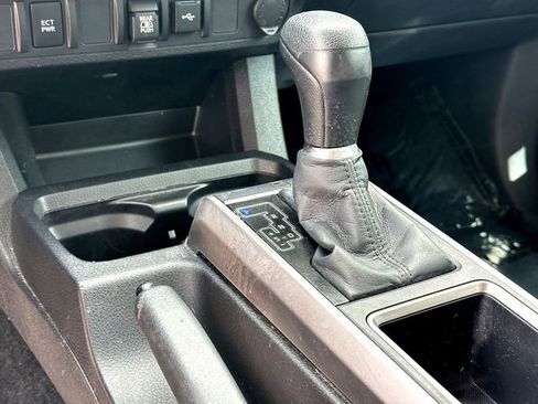 Used 2023 Toyota Tacoma SR5 RWD image 17