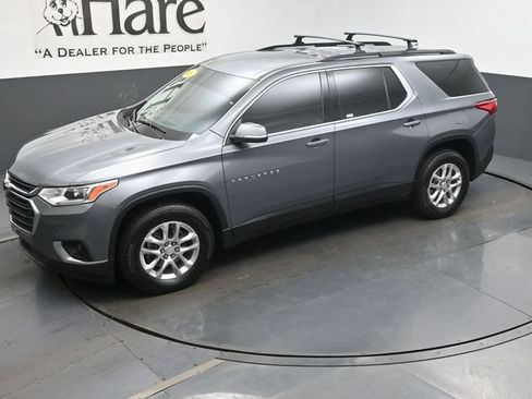 Used 2021 Chevrolet Traverse LT FWD image 63