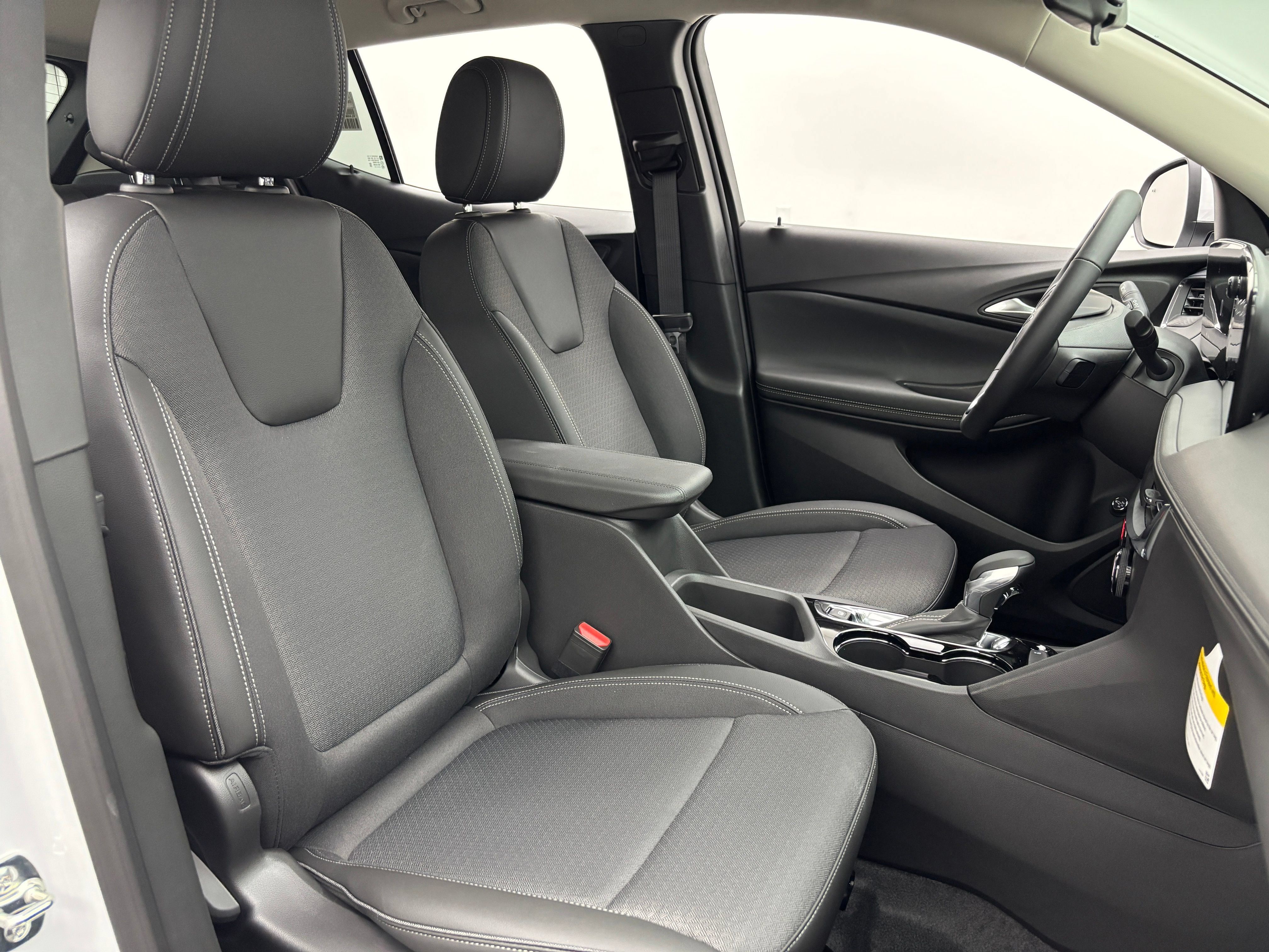 New 2026 Buick Encore GX Preferred w/ Advanced Technology Package FWD image 31