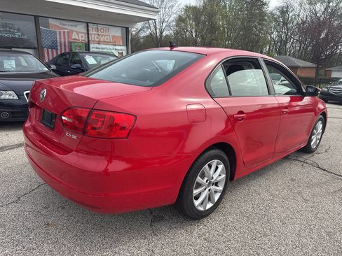 Used 2011 Volkswagen Jetta SE image 7