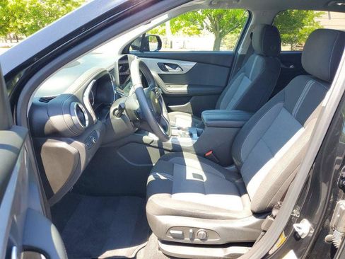 Certified 2024 Chevrolet Blazer LT w/ Convenience Package FWD image 5