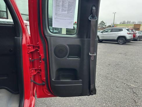 Used 2012 Chevrolet Colorado W/T image 19