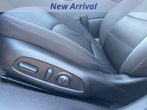 Certified 2024 Chevrolet Malibu LT image 11