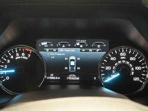 Used 2020 Ford F150 Lariat w/ Equipment Group 502A Luxury AWD/4WD image 16