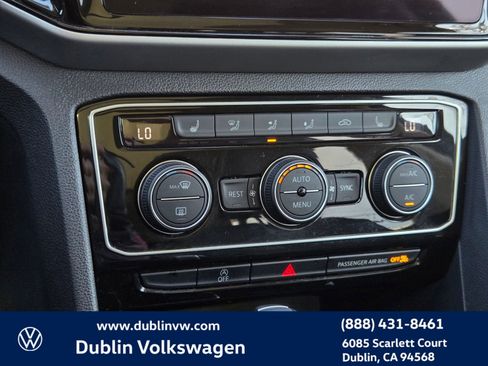 Certified 2023 Volkswagen Atlas SEL R-Line image 21