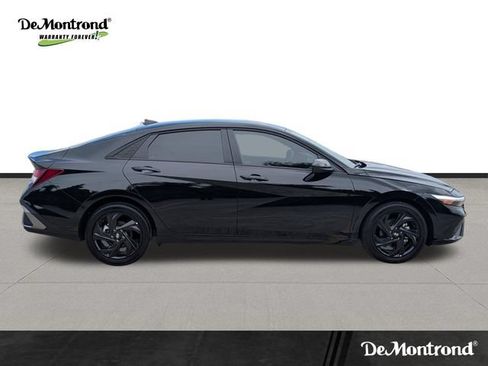 New 2026 Hyundai Elantra Sport FWD image 4