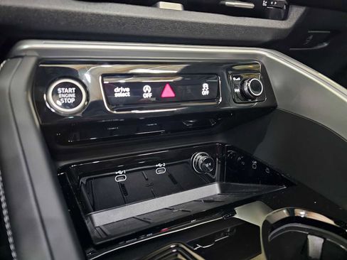 New 2025 Audi Q5 Premium Plus image 28