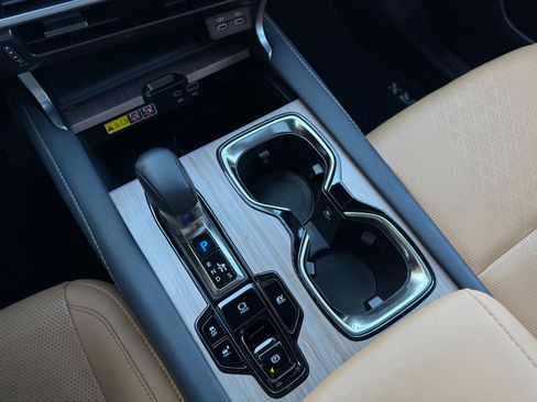 Used 2023 Lexus RX 350h image 33