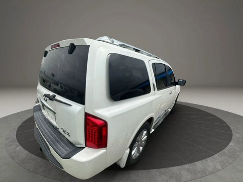 Used 2009 INFINITI QX56 4WD w/ Technology Pkg image 4