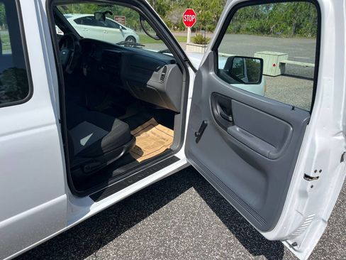 Used 2009 Ford Ranger XL image 16