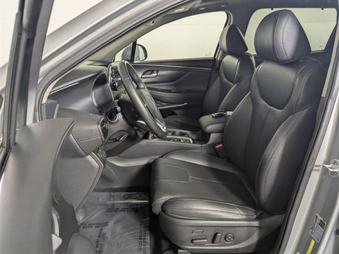 Used 2020 Hyundai Santa Fe Limited image 12