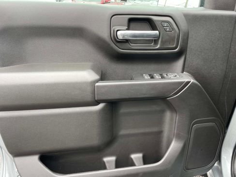Used 2024 Chevrolet Silverado 1500 Custom image 17