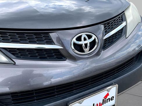 Used 2014 Toyota RAV4 Limited w/ Technology Package FWD image 30