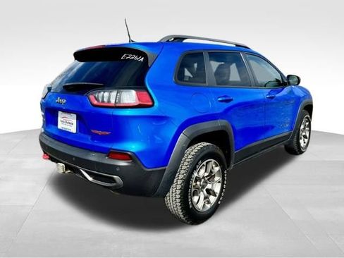 Used 2021 Jeep Cherokee Trailhawk w/ Comfort/Convenience Group AWD/4WD image 8