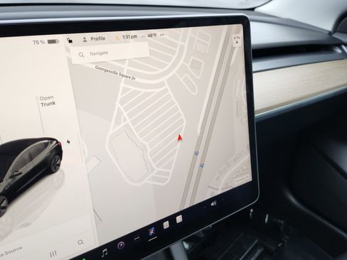 Used 2022 Tesla Model 3 image 6
